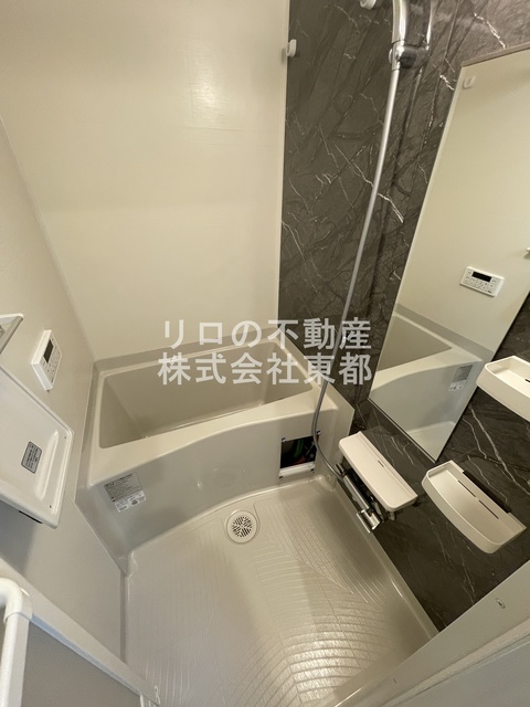 バス・シャワールーム　※他号室の写真です。