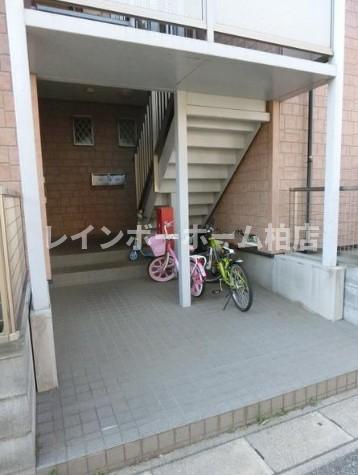 エントランス　建物の内部です