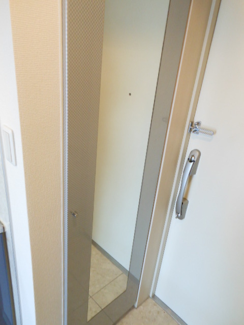 その他設備　姿見鏡