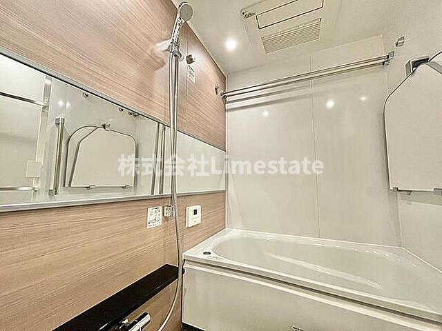 バス・シャワールーム　別部屋参考写真