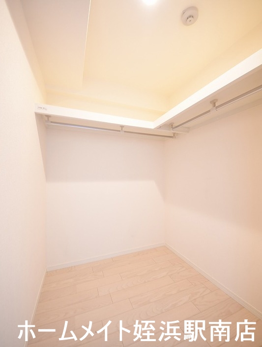 収納　★たっぷり収納ウォークインクローゼット★※別部屋参考画像