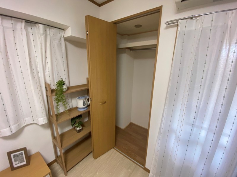 収納　写真は202号室*写真はモデルルーム仕様