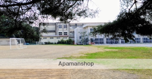 中学校　磐田市立神明中学校（中学校）まで1568m