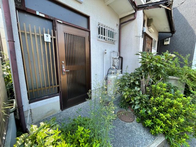 ロビー　玄関1