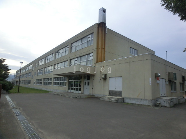 その他　札幌市立発寒東小学校（その他）まで1079m