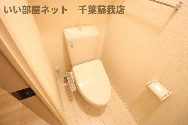 トイレ　清潔感のあるトイレです