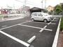 駐車場　敷地内駐車場