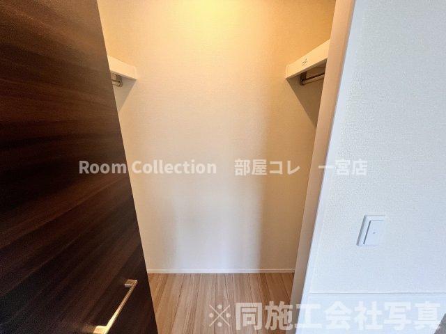 収納　※同型タイプ