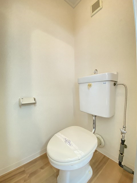 トイレ　トイレもきれいです