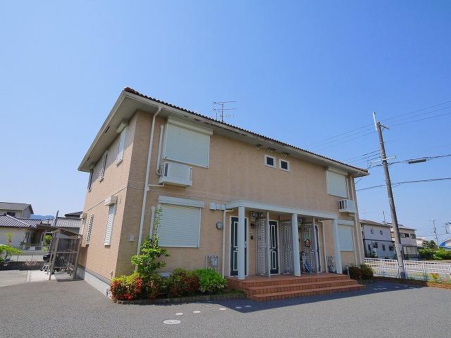 建物外観　落ち着いた雰囲気の外観です