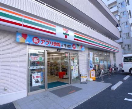 コンビニ　セブンイレブン台東清川2丁目店（コンビニ）まで102m