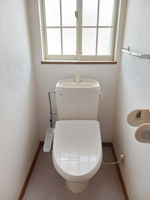 トイレ　トイレ