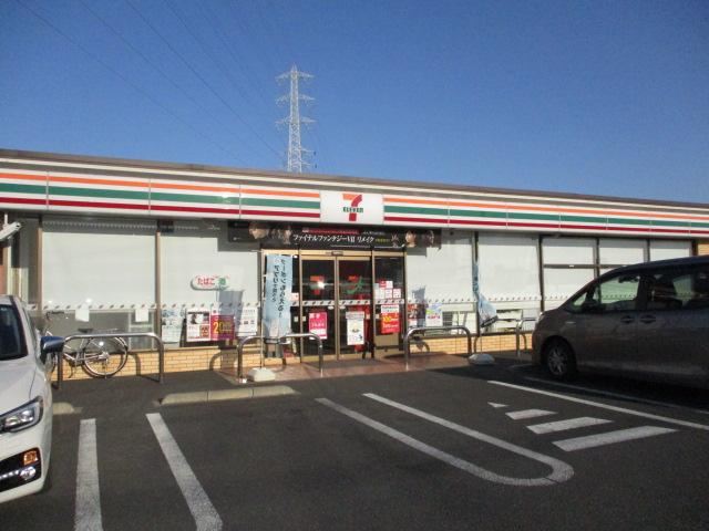 コンビニ　セブンイレブン（コンビニ）まで490m