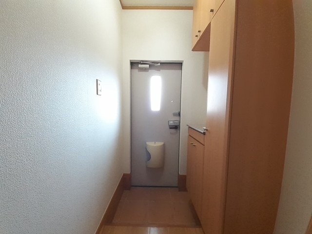 玄関　図面と現状に相違がある場合には現状を優先