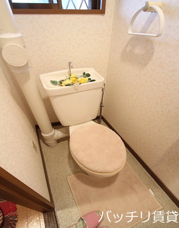トイレ　＊画像は別部屋の為イメージ、現状を優先致します