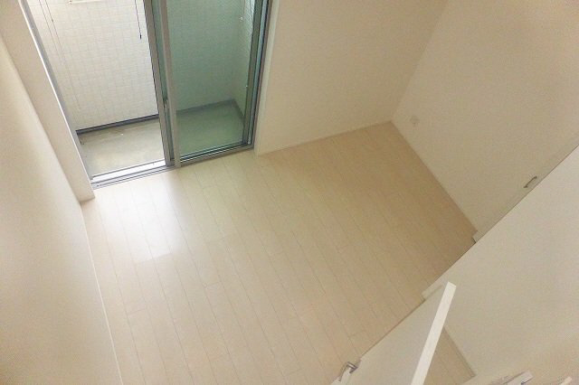 居室・リビング　この写真は同マンションの他のお部屋のものです
