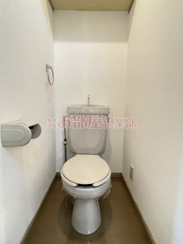 トイレ　落ち着いたトイレです