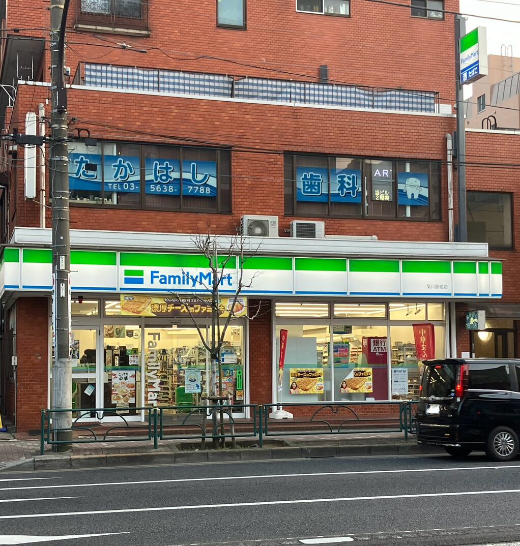 コンビニ　ファミリーマート墨田菊川駅前店（コンビニ）まで76m