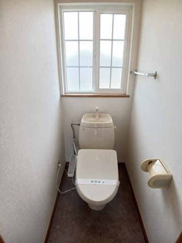 トイレ　シンプルで使いやすいトイレです