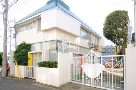 幼稚園・保育園　サムエル幼稚園（幼稚園・保育園）まで877m