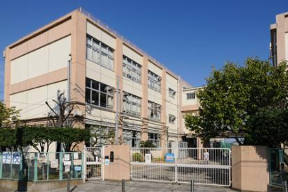 小学校　大田区立梅田小学校（小学校）まで482m