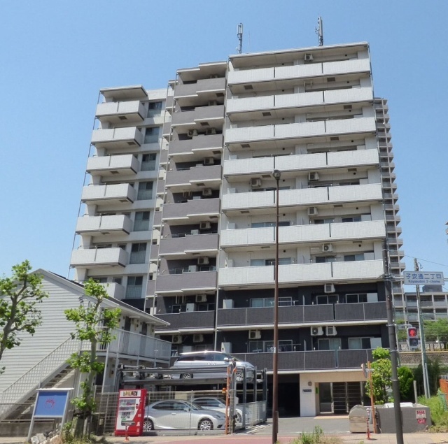 建物外観　２００７年１月完成