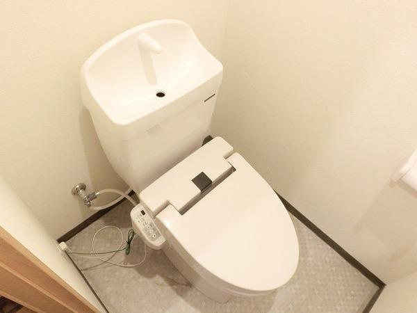 トイレ　ウォシュレット！