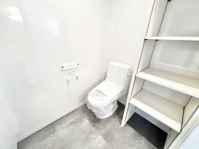 トイレ　トイレもきれいです