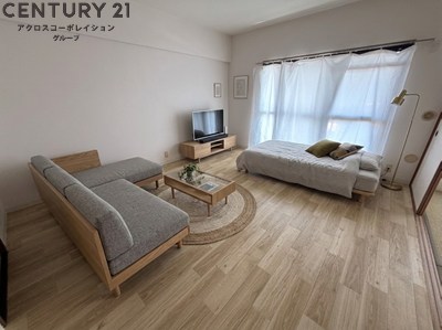 居室・リビング　画像中の家具はAIにより配置加工しているため、付属しません