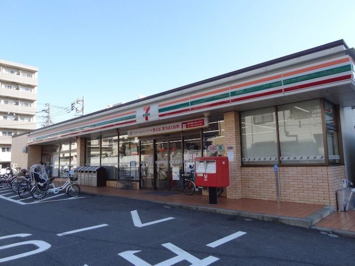 コンビニ　セブンイレブン川崎京町1丁目店（コンビニ）まで680m