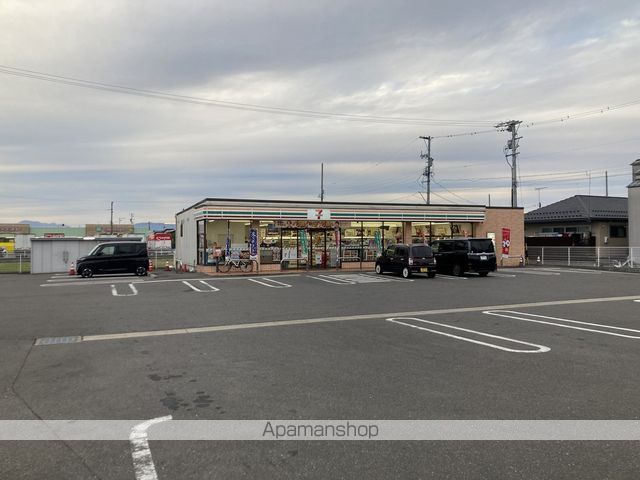 コンビニ　セブン－イレブン笠松町長池店（コンビニ）まで1017m