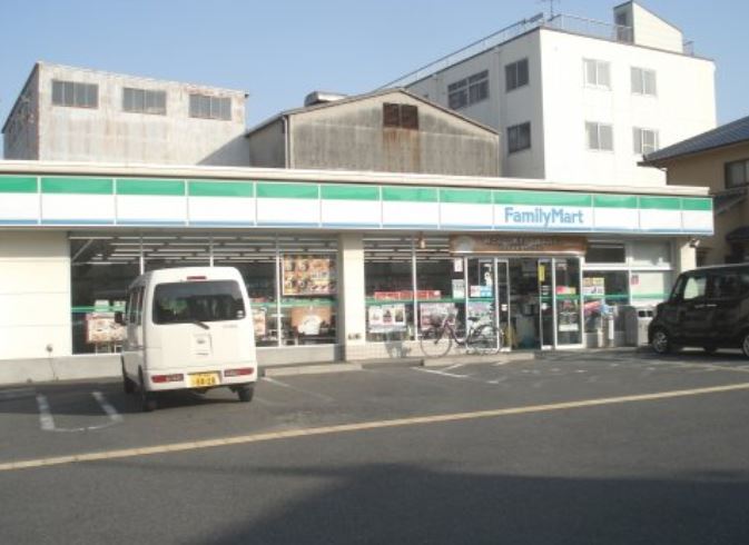 コンビニ　ファミリーマート 堺大野芝町店（コンビニ）まで412m