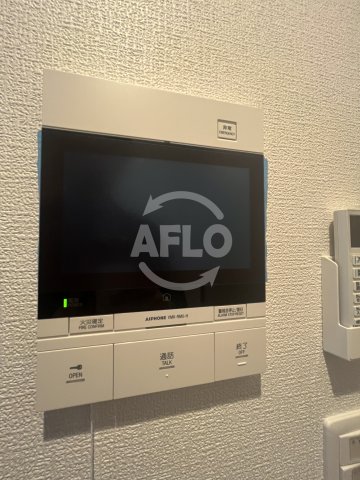 その他設備　セレニテフラン新大阪　モニター付きインターホン