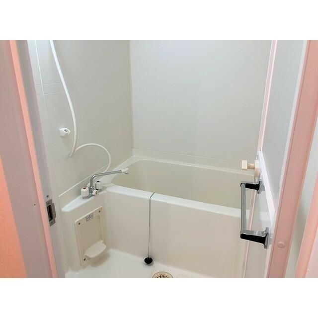 バス・シャワールーム　※全て別号室のお写真。内装等参考にしてください。