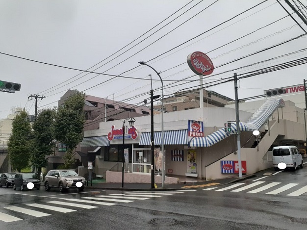 飲食店　ジョナサン（飲食店）まで700m