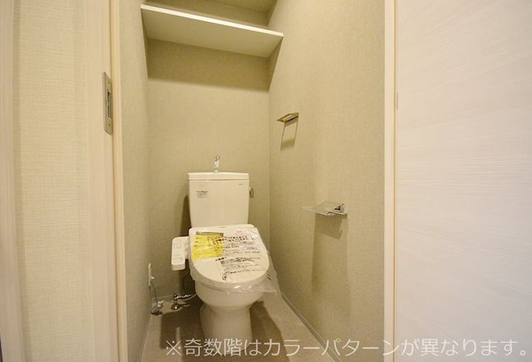 トイレ　同マンション別部屋参考写真