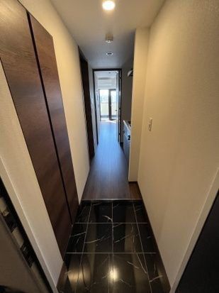 クレヴィスタ横浜関内の玄関写真