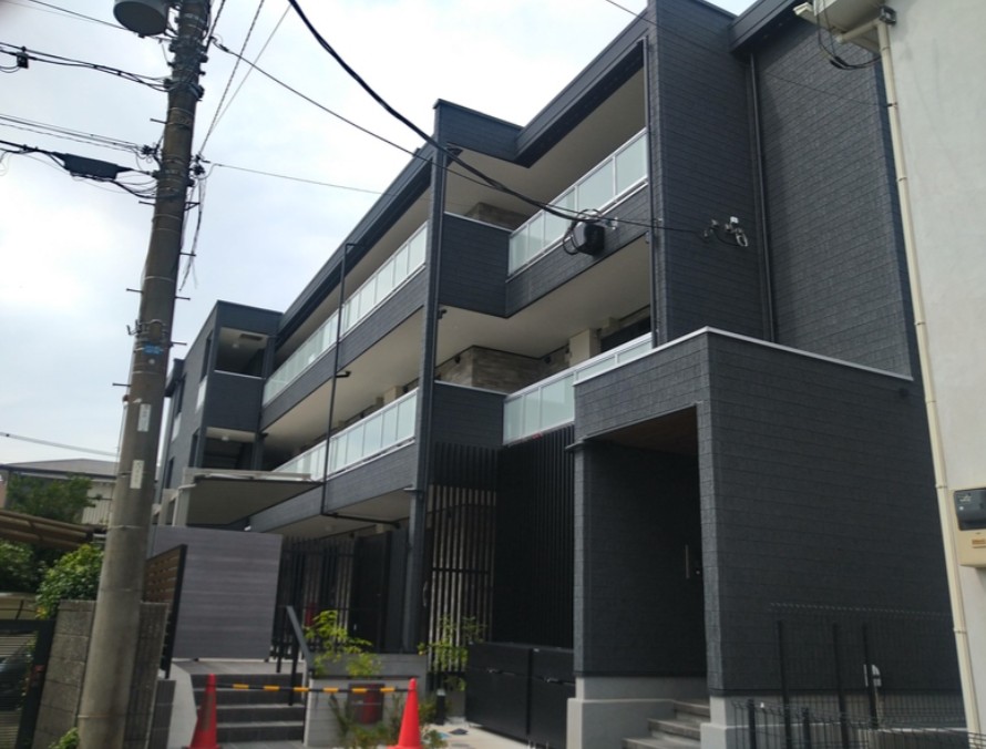 小田急江ノ島線 鶴間駅 徒歩7分 築3年