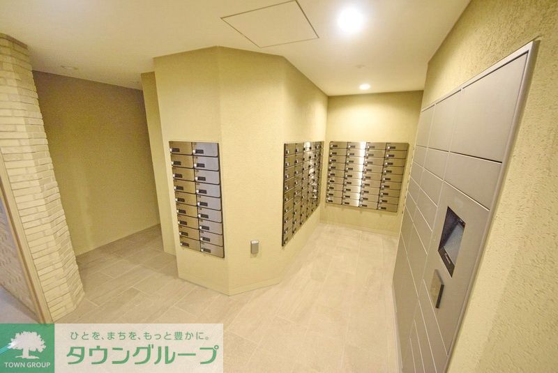 エントランス　エントランス