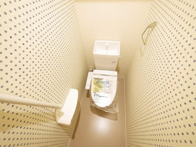 トイレ　清潔感のあるトイレです