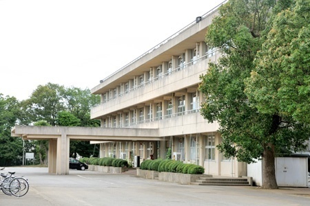 中学校　袖ケ浦市立昭和中学校（中学校）まで657m