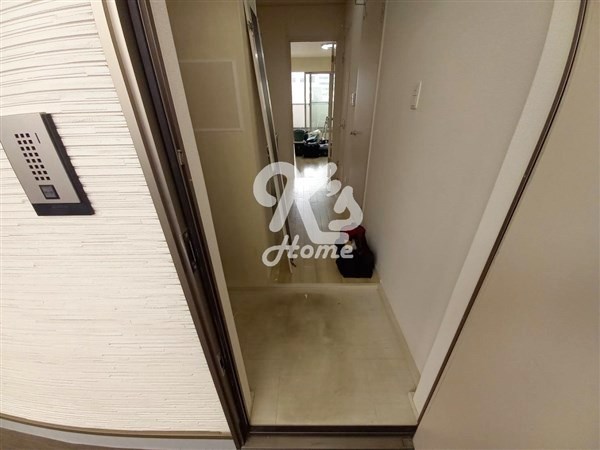ルネドールマノの玄関写真
