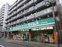 ドラックストア　ドラッグセイムス 久米川店（ドラッグストア）まで976m