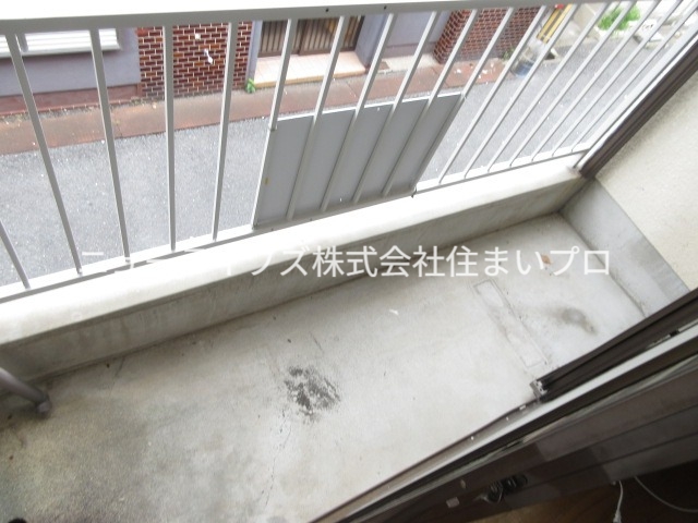 京阪本線 萱島駅 徒歩8分 3階建 築34年の内装写真