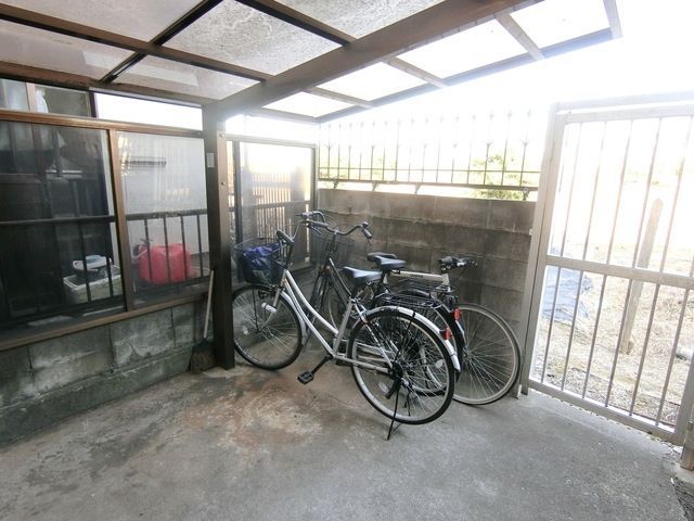 ＪＲ八高線 拝島駅 徒歩16分 3階建 築34年の外観写真