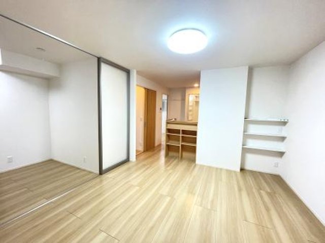 プラムコートIVの居間写真