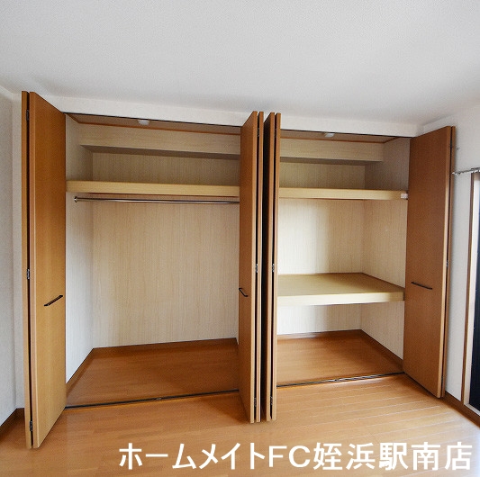 収納　★壁一面の収納力です♪★参考写真