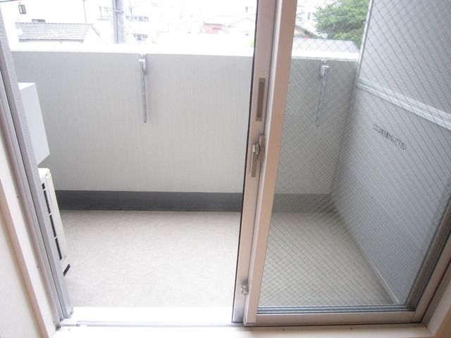 バルコニー　広めのバルコニー