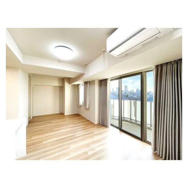 ジオ文京千石 部屋番号:601の居間写真