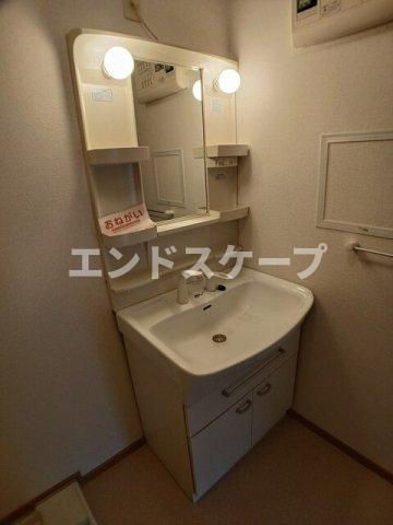 ＪＲ上越線 高崎問屋町駅 徒歩10分 2階建 築19年の内装写真